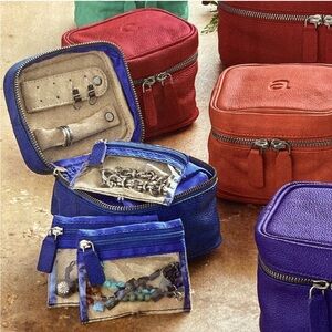 Sundance Letter Perfect Jewelry Organizer Case